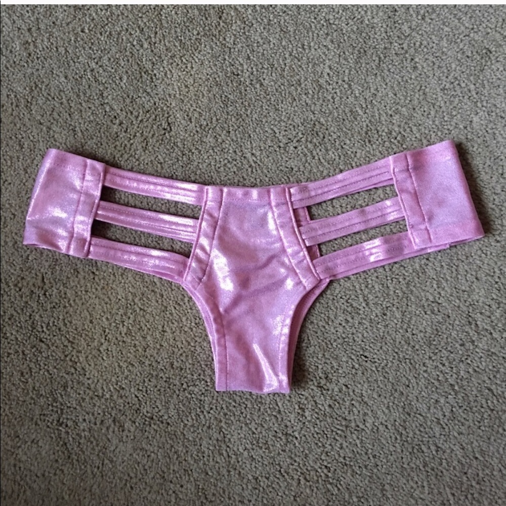 nwot baby pink holographic cut out bottoms